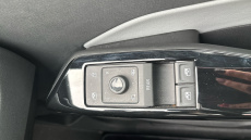 Volkswagen ID.3 107KW Family Pro 58kWh 5dr Auto Electric Hatchback